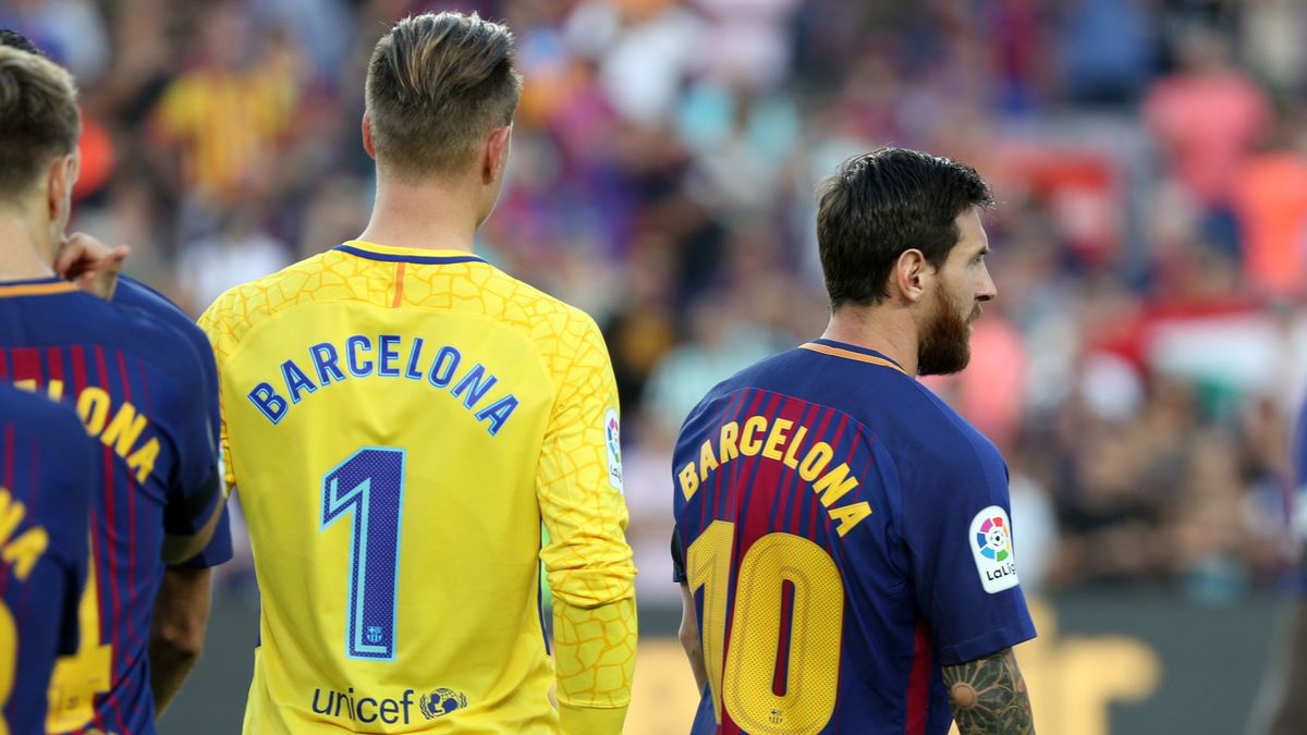 Zdjęcie okładkowe artykułu: Reuters / Sergio Perez / Na zdjęciu: Lionel Messi przed meczem z Betisem Sewilla