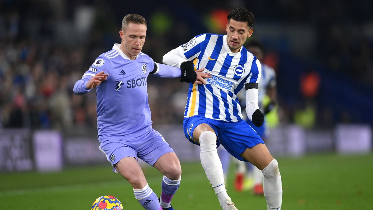 Getty Images /  Mike Hewitt / Na zdjęciu: Adam Forshaw (z lewej) i Jakub Moder