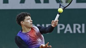 Zeszłoroczny finalista zagra z wielkim talentem. Dwudniowy mecz i porażka Stefanosa Tsitsipasa