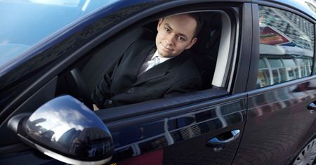 Współpraca jakiej dotąd nie było: Ubera zamówisz przez aplikację Alior Banku