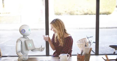IBM prezentuje Watsona Nao: robot rozmawia, tańczy, a wkrótce odczyta emocje