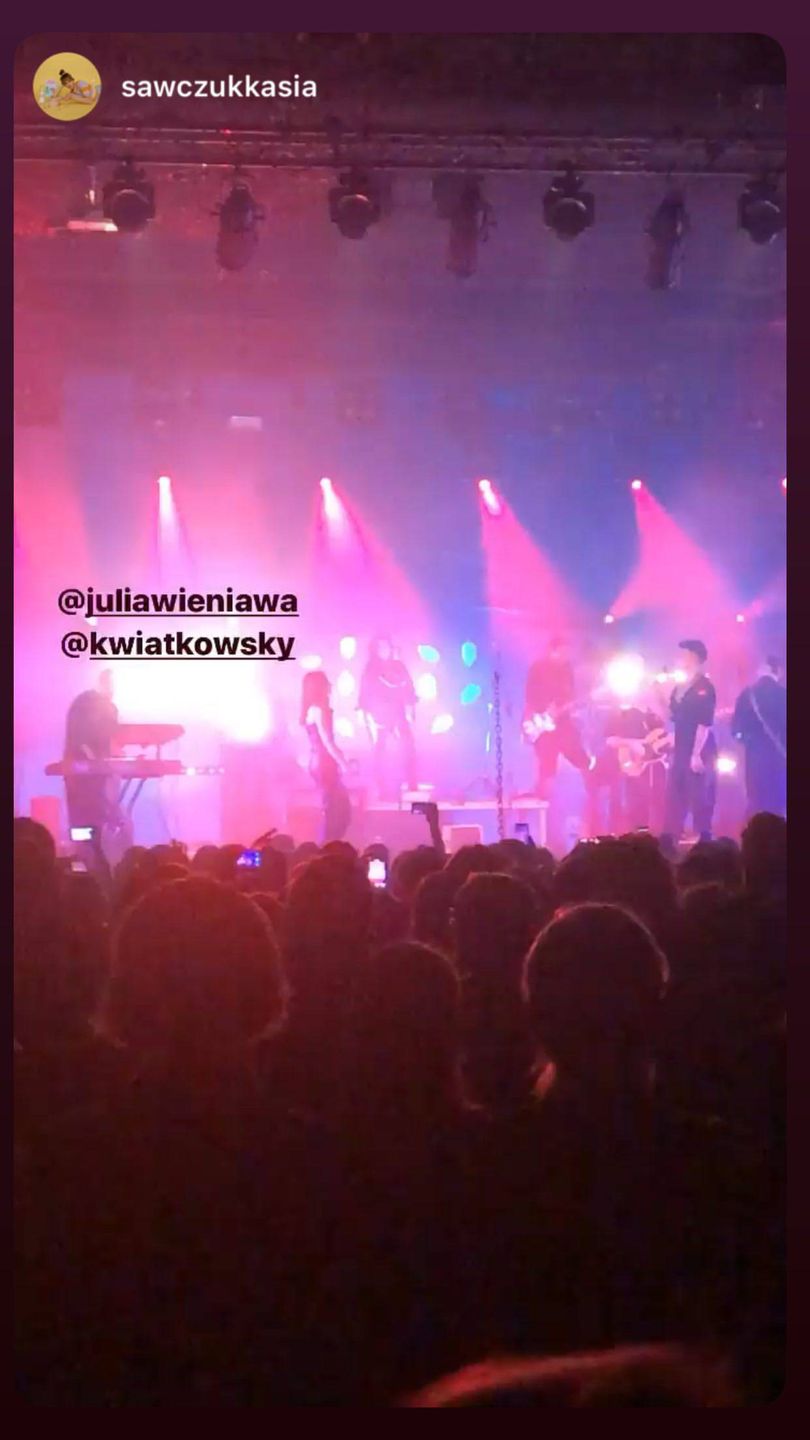 Julia Wieniawa na koncercie Dawida Kwiatkowskiego