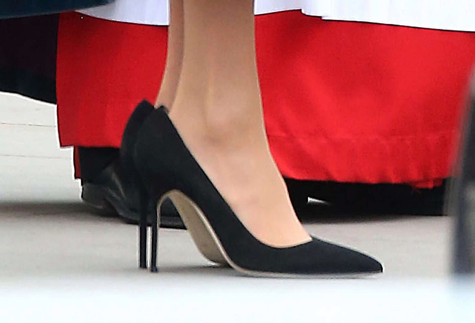 Meghan Markle w za dużych butach