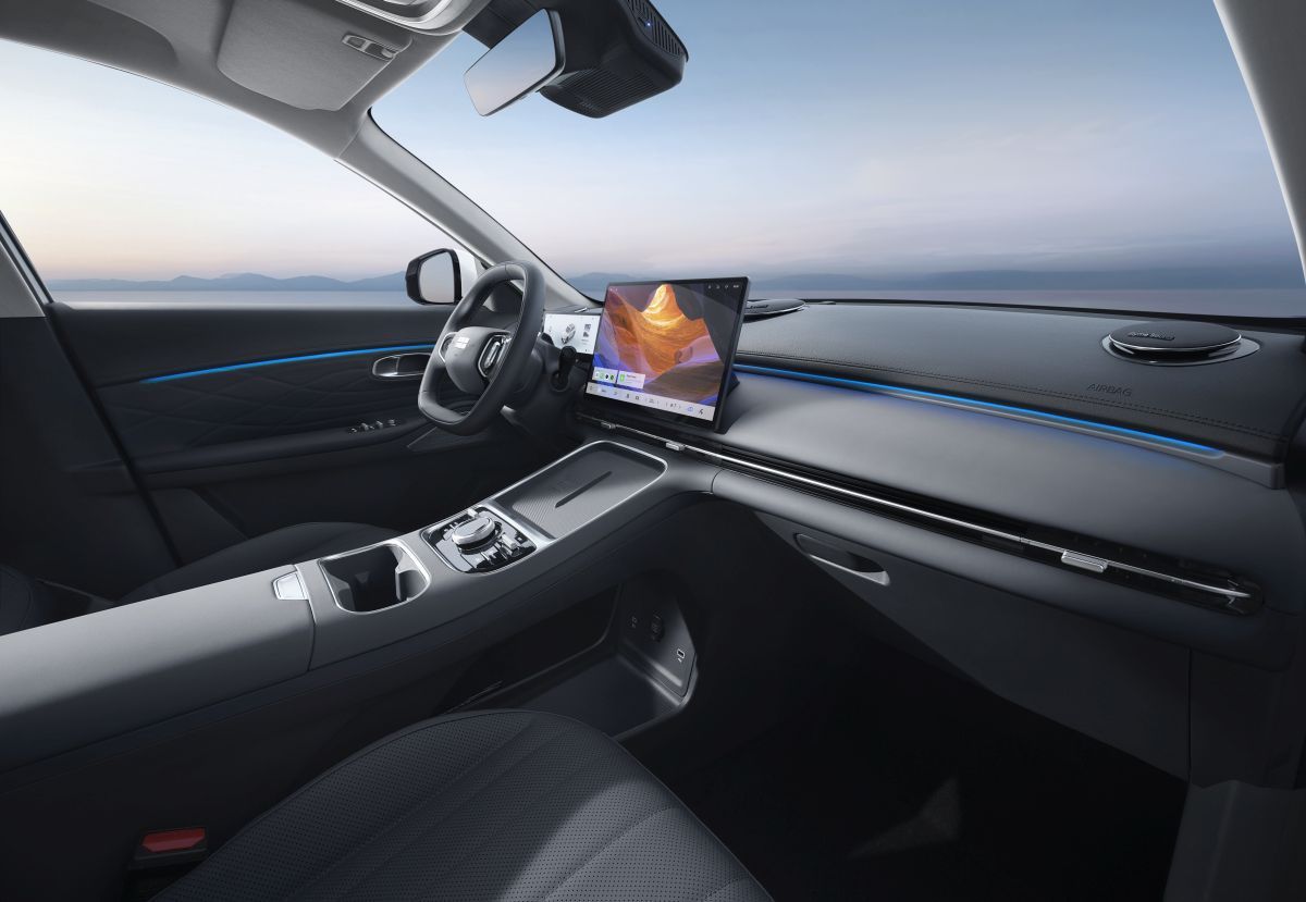 Geely Starray EM-i