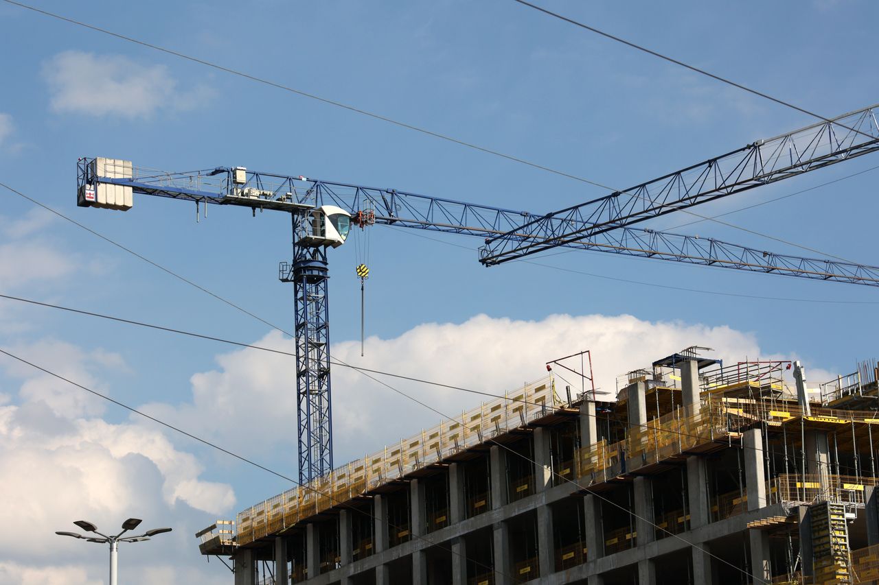 Zduńska Wola: Ruszyła budowa nowych bloków na osiedlu Południe