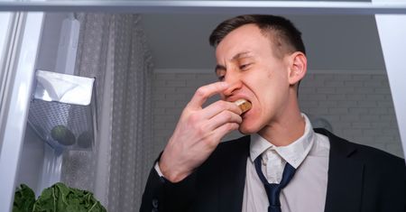 Zakazane na kolację. Będziesz cierpiał nocą, utyjesz