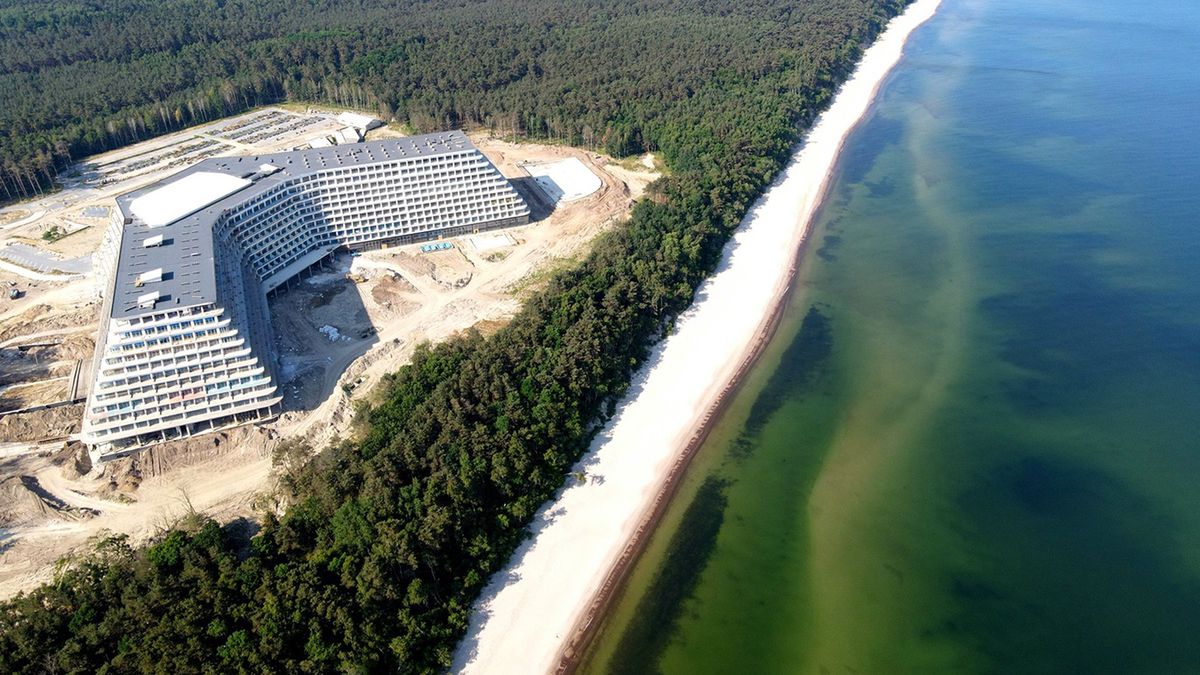 Tuż przy plaży powstaje gigantyczny ośrodek wypoczynkowy. Hotel ma pomieścić nawet 3 tys. osób