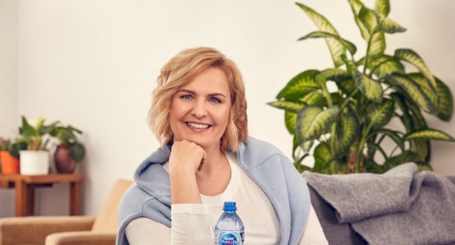Otylia Jędrzejczak w kampanii wody Nestlé Pure Life „Odkryj mistrzowską wodę dla całej rodziny”