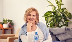Otylia Jędrzejczak w kampanii wody Nestlé Pure Life „Odkryj mistrzowską wodę dla całej rodziny”