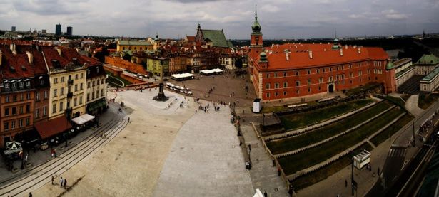 Imponująca panorama Warszawy wykonana z balonu i latawca