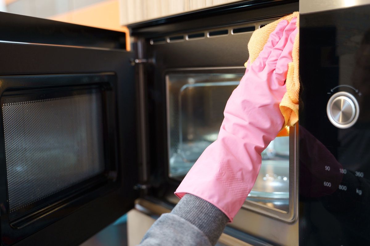 Remove the smell of burning from your microwave.