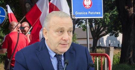 Schetyna ostro o "patrolach". "Próba wywołania zbiorowego szaleństwa"