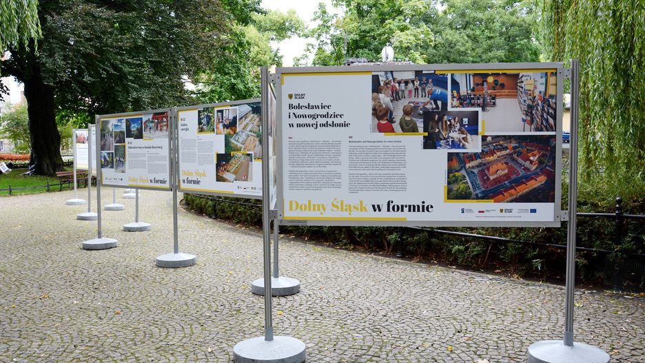 Wystawa "Dolny Śląsk w formie". Jak zmienił się nasz region dzięki funduszom unijnym