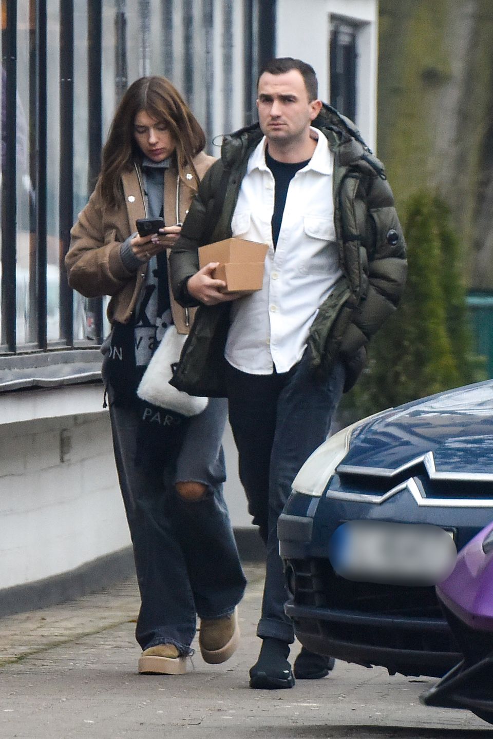 Klaudia Halejcio i jej narzeczony Oskar maszerują do lamborghini za milion