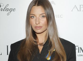 Julia Wieniawa w odważnej stylizacji. Bielizna zagrała główną rolę