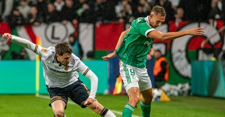Szok już na początku hitu Legia – Lech! Kolejorz wygrywa w Warszawie!
