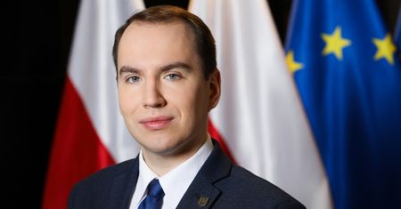 Ministerstwo Cyfryzacji rusza do walki z patostreamerami. "Musimy reagować"