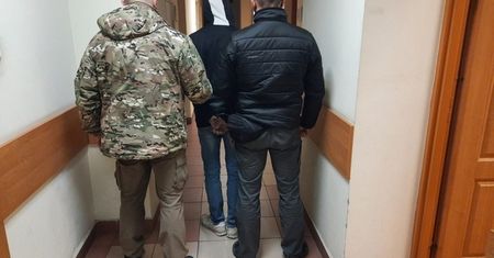 Kryminalni zatrzymali 22-latka i 32-latkę. Kobieta poniesie karę za zniesławienie