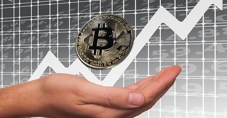 Bitcoin i kryptowaluty z rekordowymi wartościami