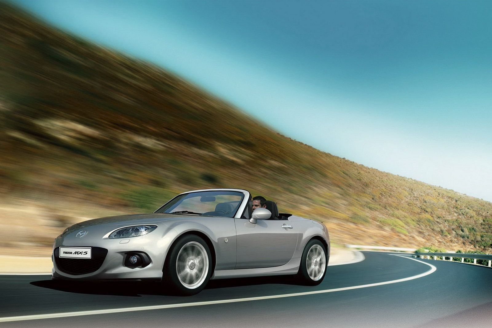 2013 Mazda MX-5 - kultowy roadster po kuracji odmładzającej [galeria] 25
