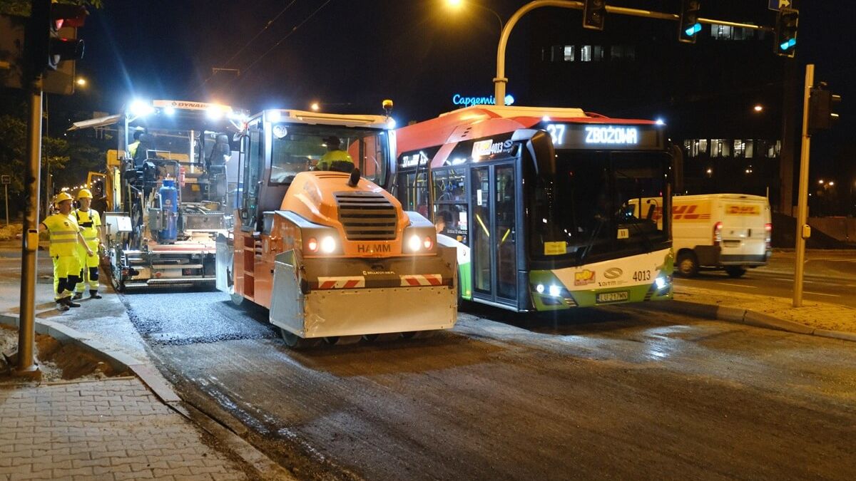 Nocne prace drogowców na al. Kraśnickiej
