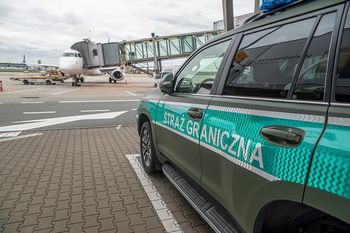 Awantura w samolocie do Warszawy. Obywatel Izraela ukarany