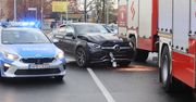 Legnica: Kierowca mercedesa zignorował światła. Uderzył w toyotę