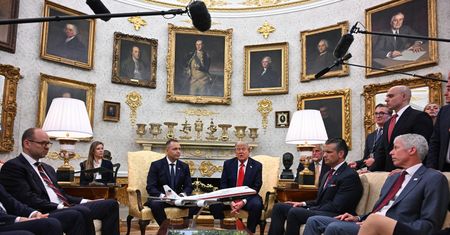 Rząd zna przebieg rozmów Nawrocki-Trump tylko z mediów. MSZ oczekuje na notatkę