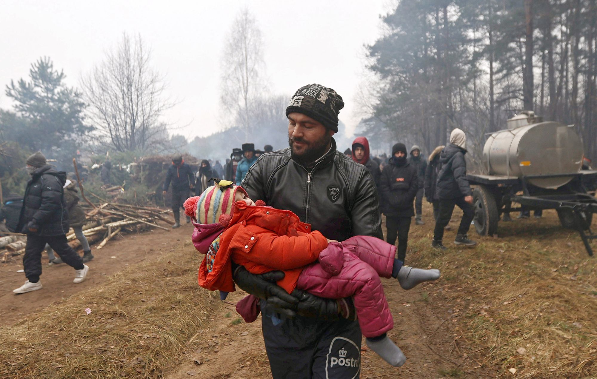 Obraz tragedii: Tak funkcjonują migranci w obozach na granicy białorusko-polskiej 4