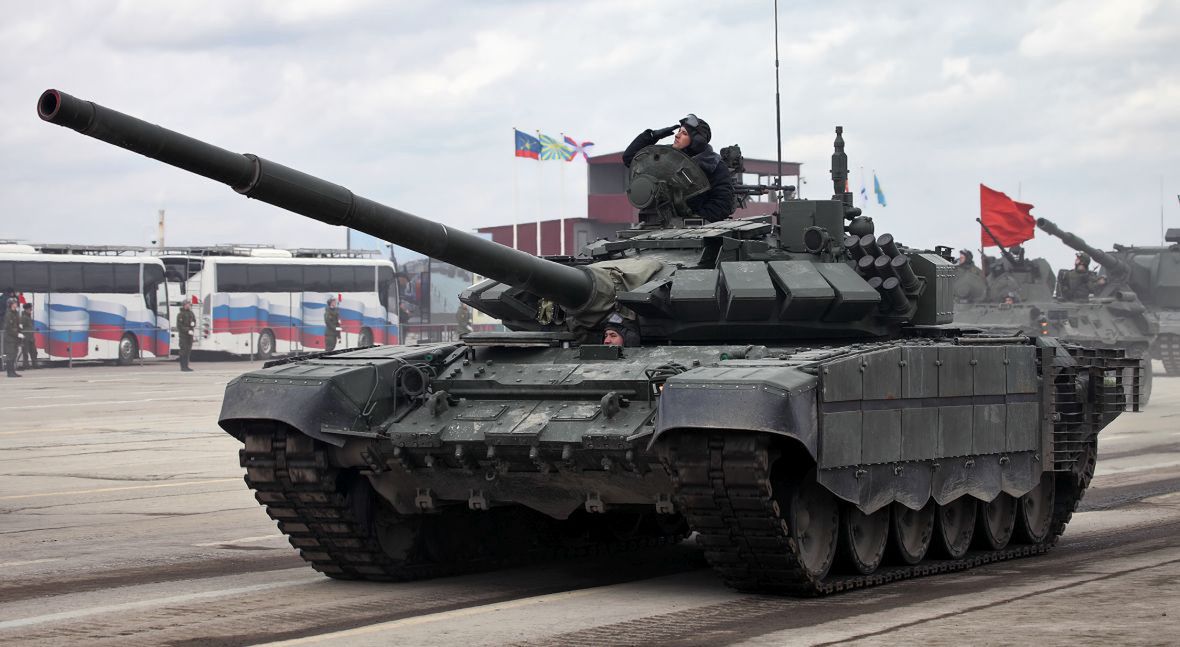 Czołg T-72B3. Takimi pojazdami - co najmniej trzydziestoma) - dysponuje 18. Gwardyjska Dywizja Zmechanizowana