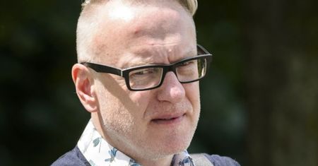 Mariusz Szczygieł tłumaczy: "Nie chciałbym, żeby problem smogu został sprowadzony do IDIOTYCZNEJ ANEGDOTY"