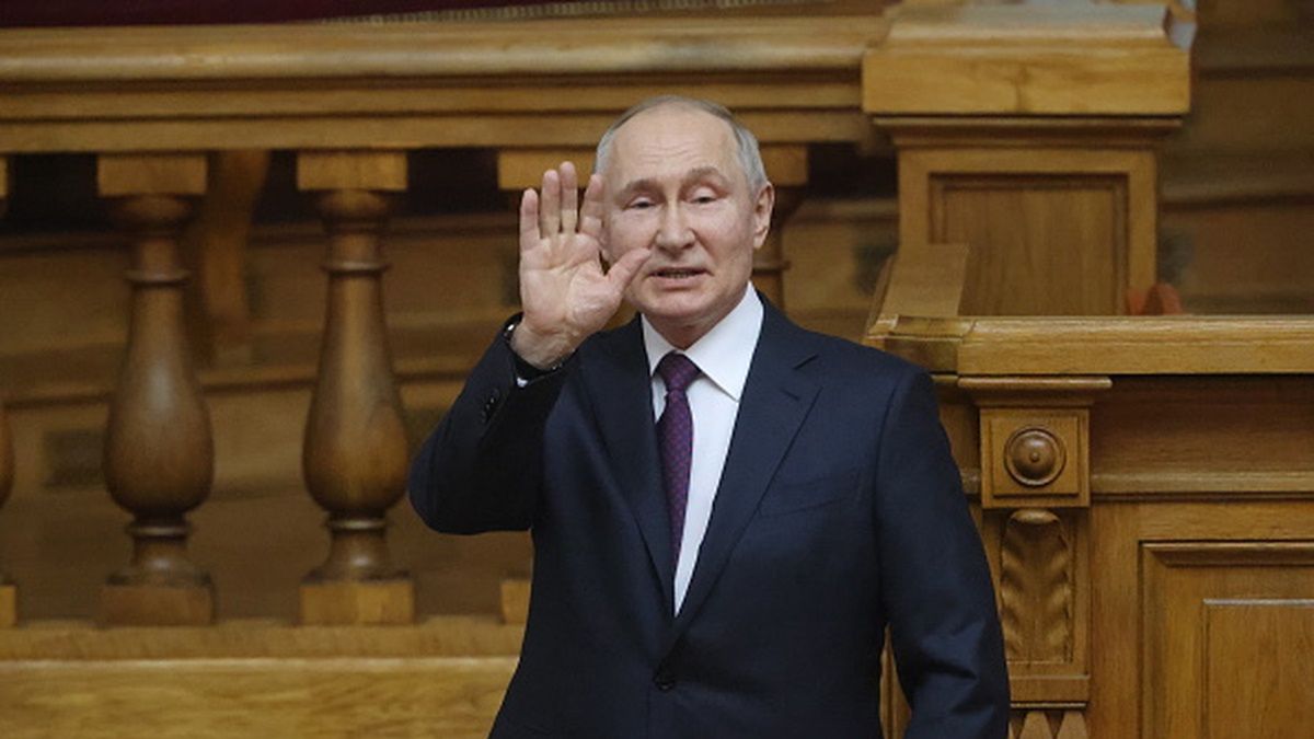 Władimir Putin bierze pod uwagę, że wojna w Ukrainie może skończyć się klęską rosyjskich wojsk. Przygotowuje "plan B"