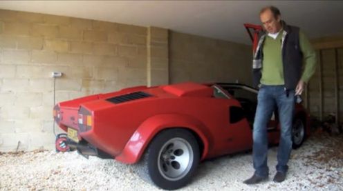 Ponad 1900 kilometrów w Lamborghini Countach [wideo]