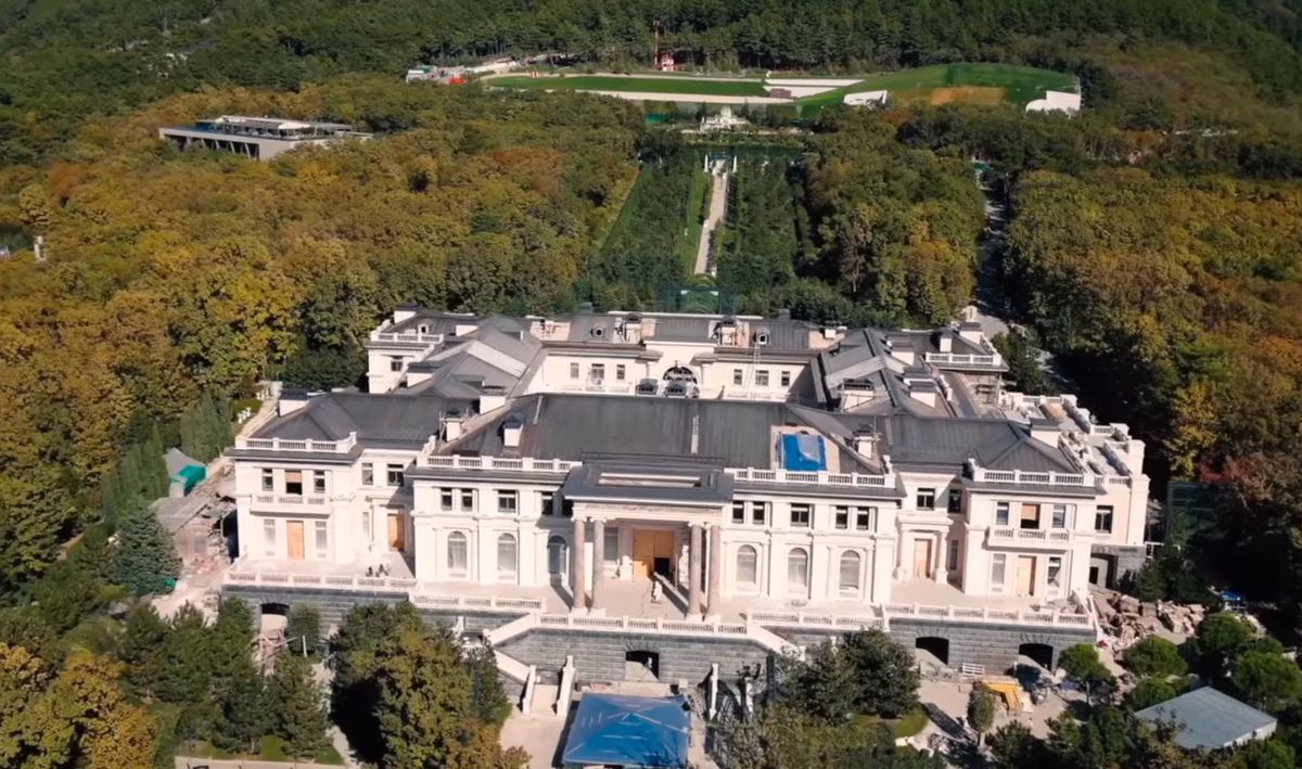 Pałac w Gelendżyku to największa prywatna posiadłość w Rosji