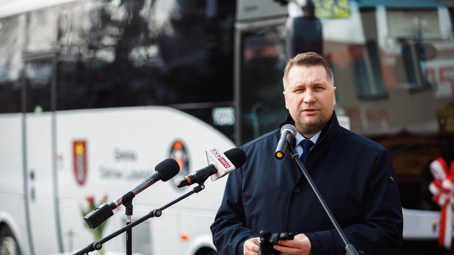 Czarnek idzie do sądu. Minister zapowiada pozew