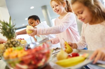 "Program dla szkół". Uczniowie poznają naturalne smaki bez cukru