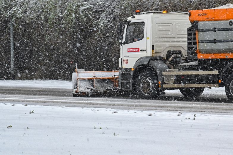 Atak zimy i wielka awaria. 28 tys. odbiorców bez prądu