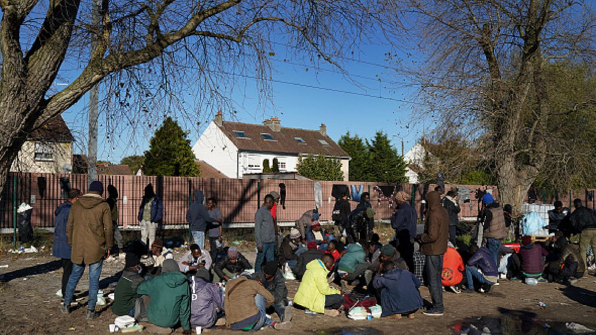 Migranci drecydują się na przeprawę do Wielkiej Brytanii.