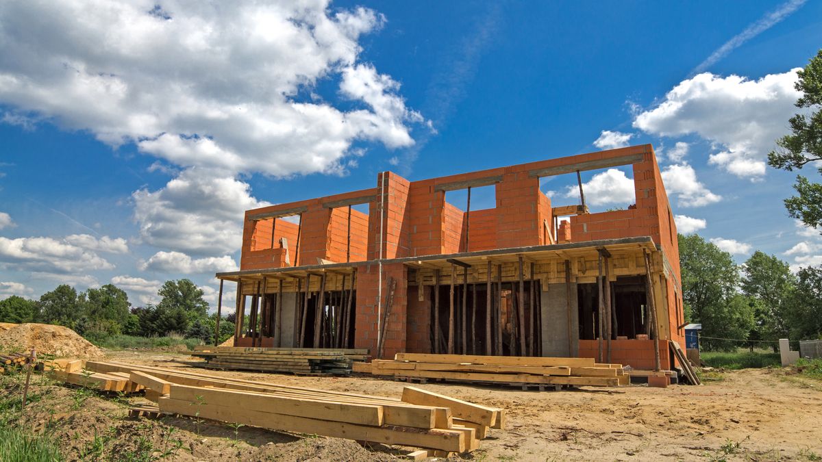 Polski Business Centre Club komentuje Polki Ład i pomysł budowy domów do 70 mkw. 