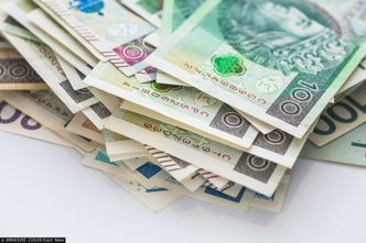 Zakredytowani "pod korek". Czekają na ruch rządu