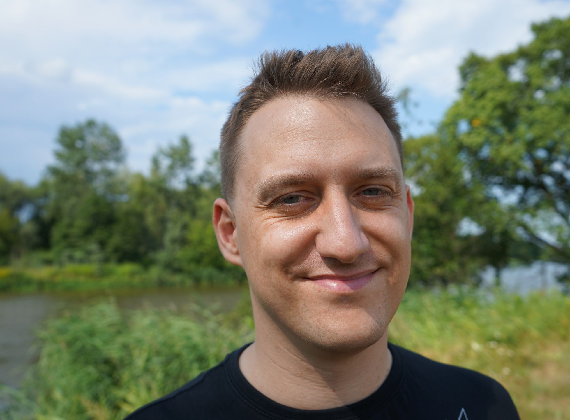 LG G8s ThinQ kontra Sony A7 II. Sprawdzam czy smartfon daje radę bezlusterkowcowi 11