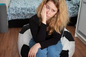 Nerwica lękowa – co to jest? Przyczyny, objawy, leczenie, życie z nerwicą lękową