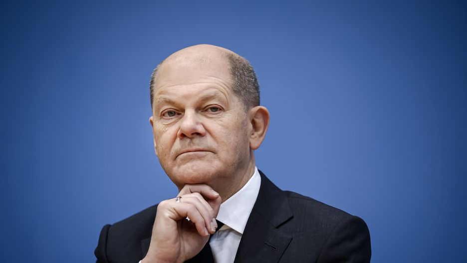 BERLIN, GERMANY - DECEMBER 07: Olaf Scholz, designated Federal Chancellor, speaks to the media at Bundespressekonferenz on December 07, 2021 in Berlin, Germany. (Photo by Janine Schmitz/Photothek via Getty Images)