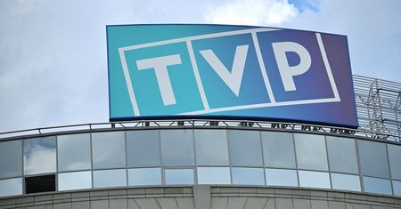 TVP oblała test z ortografii. Zaliczyła wstydliwą wpadkę. Internauci kpią: "Wystarczyło zajrzeć do słownika"
