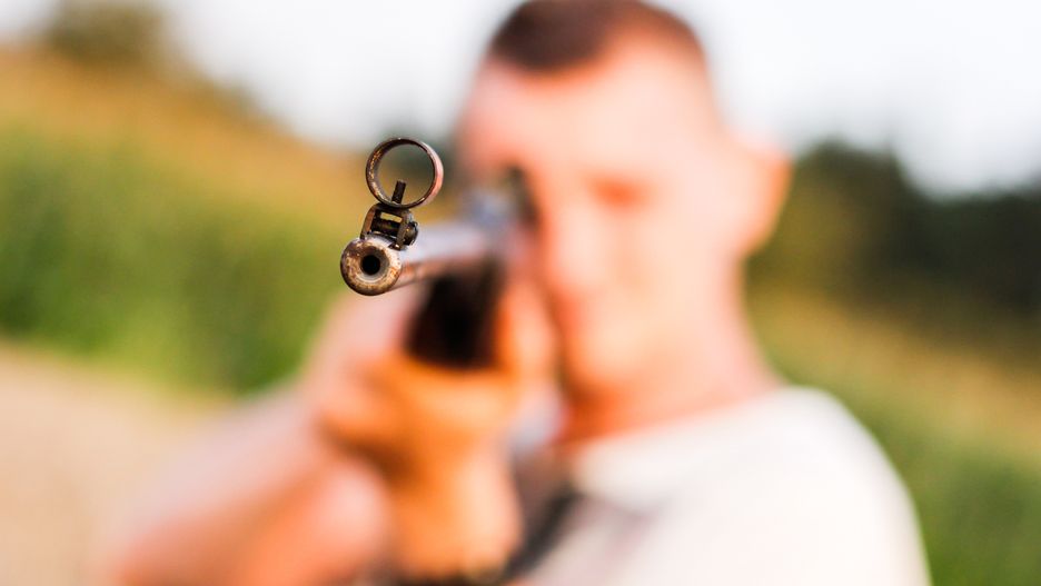 Strzelał z wiatrówki w okno byłej/ zdjęcie ilustracyjne