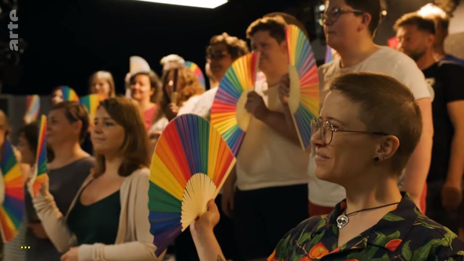 Kadr z filmu "Voces Gaduii - pierwszy w Polsce chór LGBT+" 