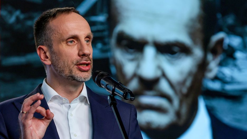 Warszawa, 23.09.2024. Poseł PiS Janusz Kowalski podczas konferencji prasowej w siedzibie partii przy ul. Nowogrodzkiej w Warszawie, 23 bm. (amb) PAP/Paweł Supernak