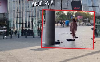 Paradowała nago pod galerią we Wrocławiu. "A po co mi ciuchy?"
