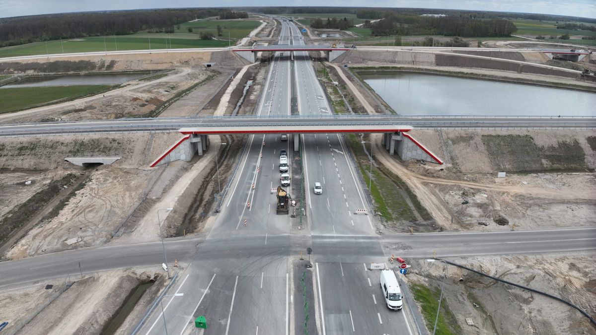 Odcinek autostrady A2 Malinowiec - Łukowisko, stan prac na kwiec