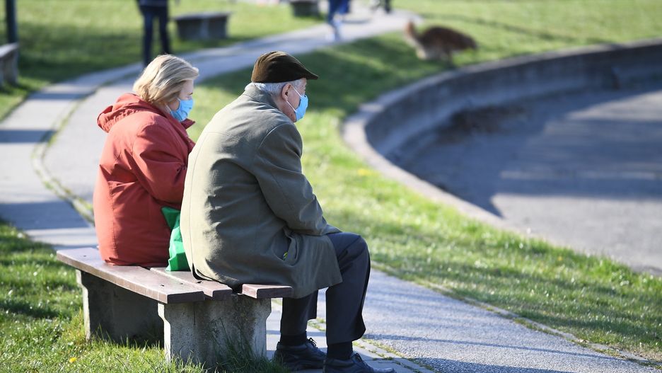 Wsparcie dla seniorów w czasie pandemii koronawirusa